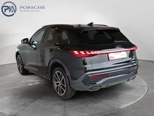 Audi Q5 e-hybrid quattro 220 KW in Mythosschwarz Metallic