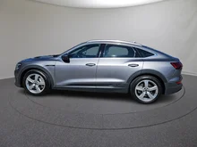 Audi e-tron Sportback 55 300 kW Business in Taifungrau Metallic