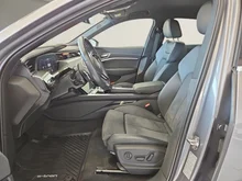 Audi e-tron Sportback 55 300 kW Business in Taifungrau Metallic