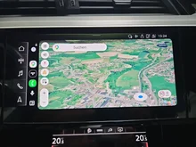 Audi e-tron Sportback 55 300 kW Business in Taifungrau Metallic