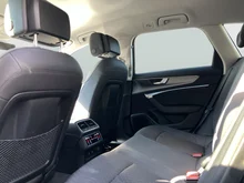 Audi A6 Avant 40 TDI quattro Design in brillantschwarz