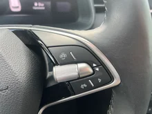 Škoda Kamiq Selection TSI in Candy-Weiss