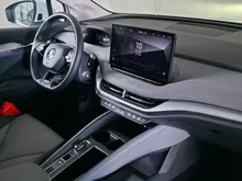Škoda Enyaq 80 in MOON-WEISS METALLIC
