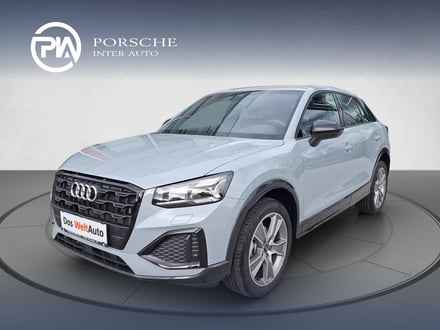 Audi Q2 35 TFSI admired