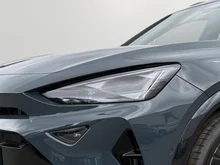 CUPRA Formentor e-HYBRID 204 PS DSG in Fjord-Blau