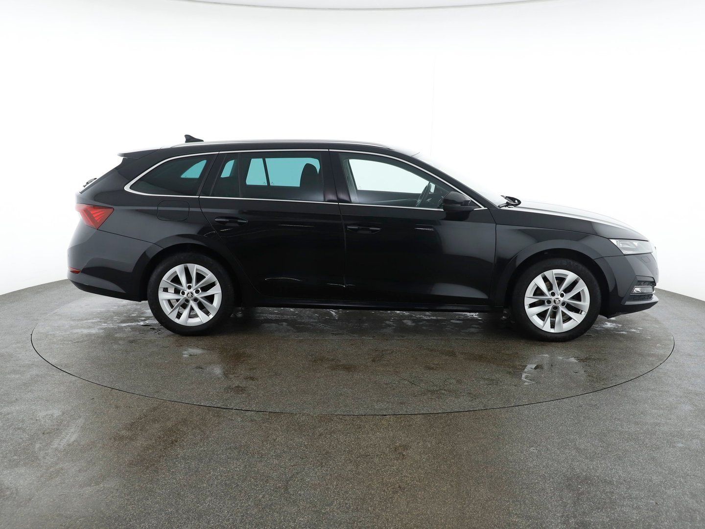 Škoda OCTAVIA Combi Style TDI DSG | Bild 8 von 34