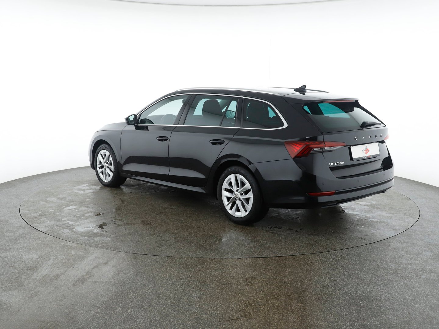 Škoda OCTAVIA Combi Style TDI DSG | Bild 4 von 34