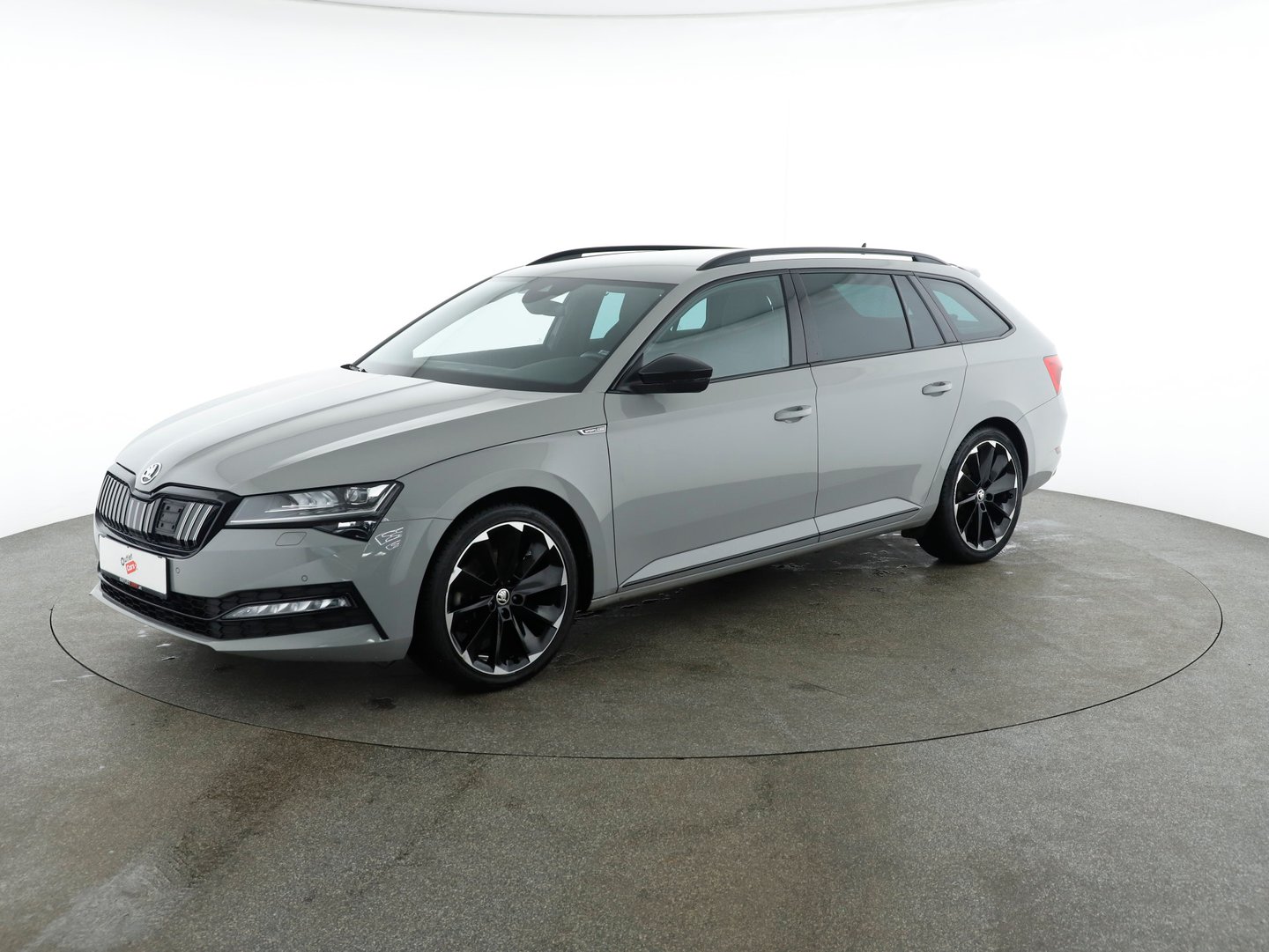 Škoda SUPERB Combi iV SPORTLINE DSG | Bild 1 von 28