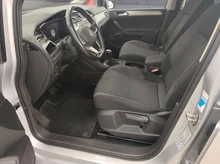 VW Touran TDI DSG in Reflexsilber Metallic