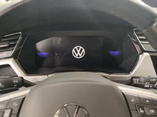 VW Touran TDI DSG in Reflexsilber Metallic