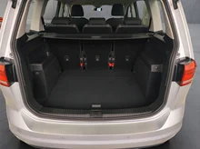 VW Touran TDI DSG in Reflexsilber Metallic