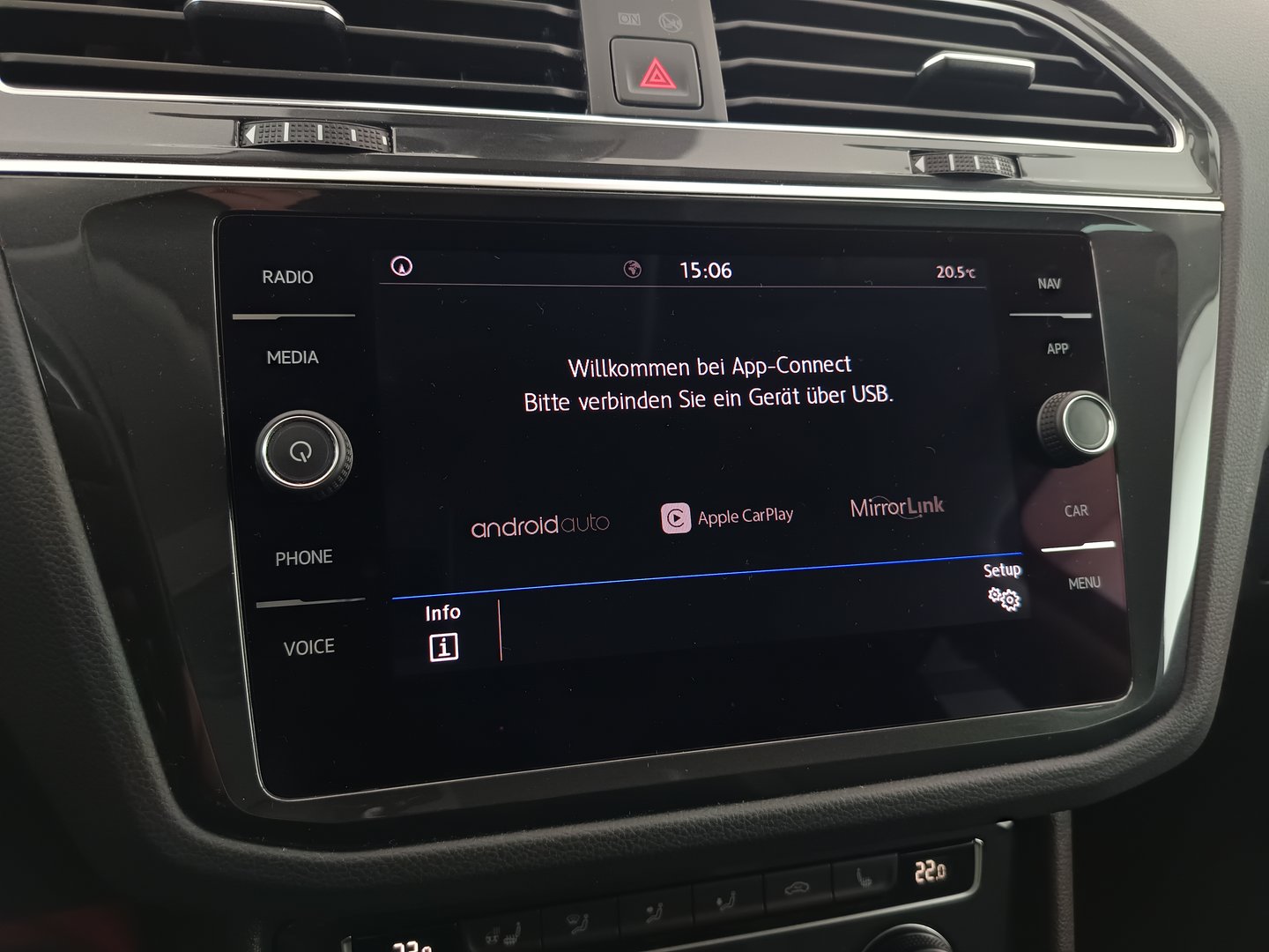 VW Tiguan Comfortline TDI SCR DSG | Bild 24 von 37