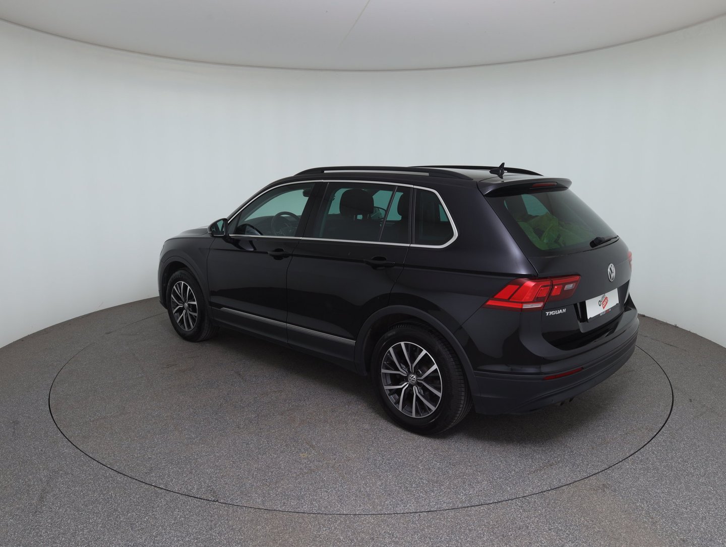 VW Tiguan Comfortline TDI SCR DSG | Bild 7 von 37