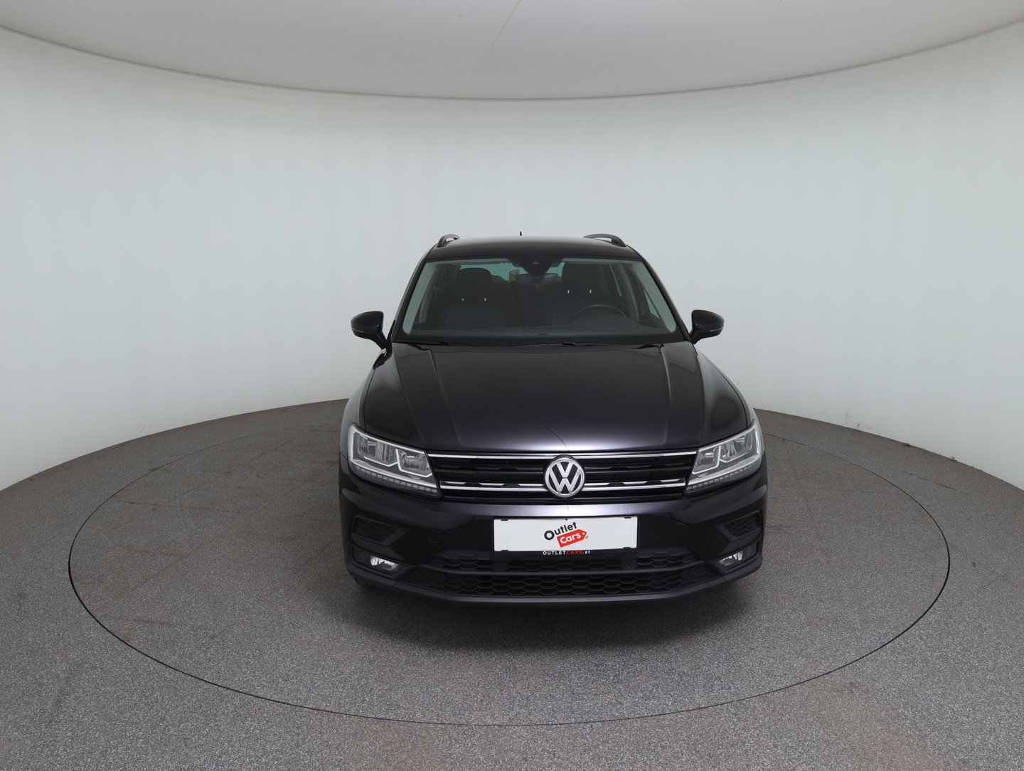 VW Tiguan Comfortline TDI SCR DSG | Bild 2 von 37