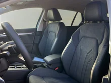 VW Golf Rabbit mHEV DSG in Anemonenblau Metallic