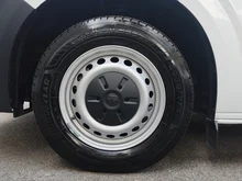 VW Transporter Kombi TDI in Clear White