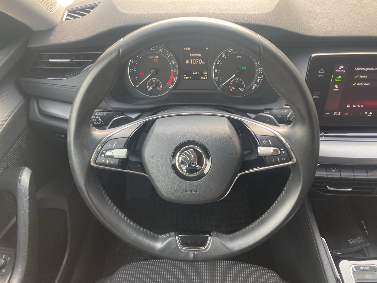 Škoda OCTAVIA Combi 4x4 Ambition TDI DSG | Bild 6 von 16