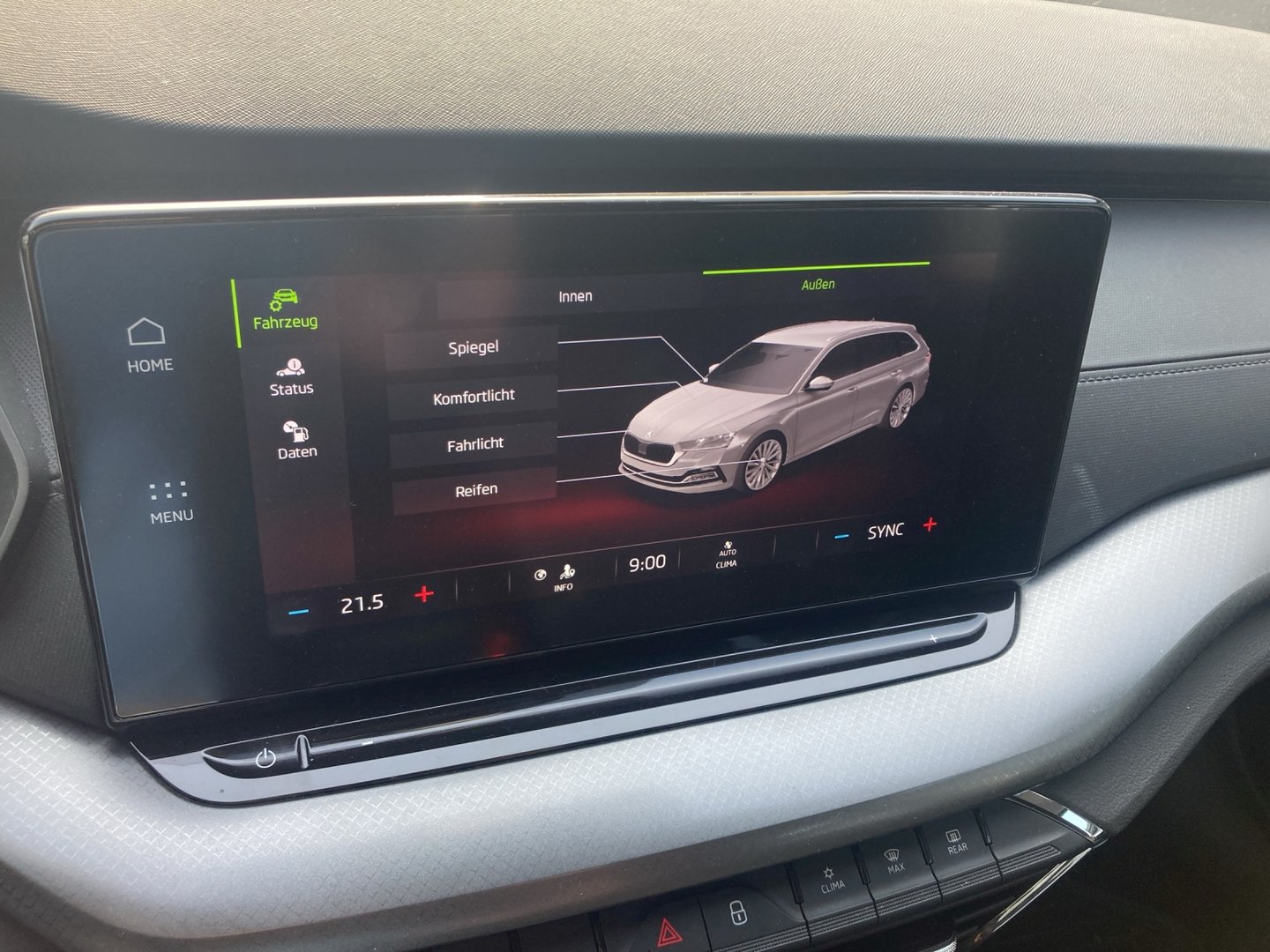 Škoda OCTAVIA Combi 4x4 Ambition TDI DSG | Bild 10 von 16