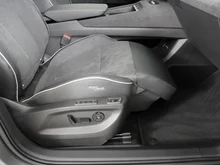 Škoda Peaq Sportline 90x in Graphit-Grau Metallic