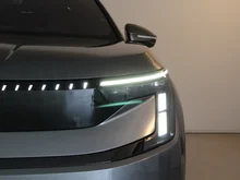 Škoda Peaq Sportline 90x in Graphit-Grau Metallic