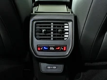 Škoda Peaq Sportline 90x in Graphit-Grau Metallic