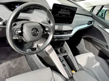 Škoda Enyaq 80 in Arctic-Silber Metallic