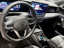 VW Tiguan Sport eTSI DSG in Pure White