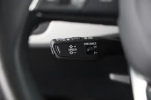 Audi A4 Avant 40 TDI quattro S line in MYTHOSSCHWARZ METALLIC