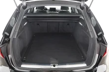 Audi A4 Avant 40 TDI quattro S line in MYTHOSSCHWARZ METALLIC