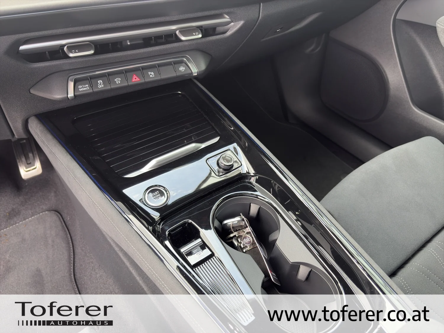 Bild eines Audi Q3 e-hybrid 200 kW