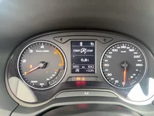 Audi Q2 30 TDI intense in florettsilber met.