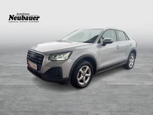 Audi Q2 30 TDI intense in florettsilber met.