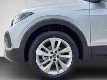 VW T-Cross Friends TSI in Reflexsilber Metallic
