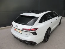 Audi A6 Avant e-hybrid quattro 270 kW in Gletscherweiß Metallic