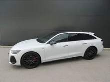Audi A6 Avant e-hybrid quattro 270 kW in Gletscherweiß Metallic