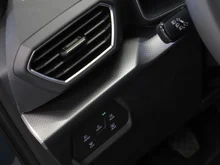 SEAT Leon Style Edition 1.5 TSI 115 PS in Fjord-Blau