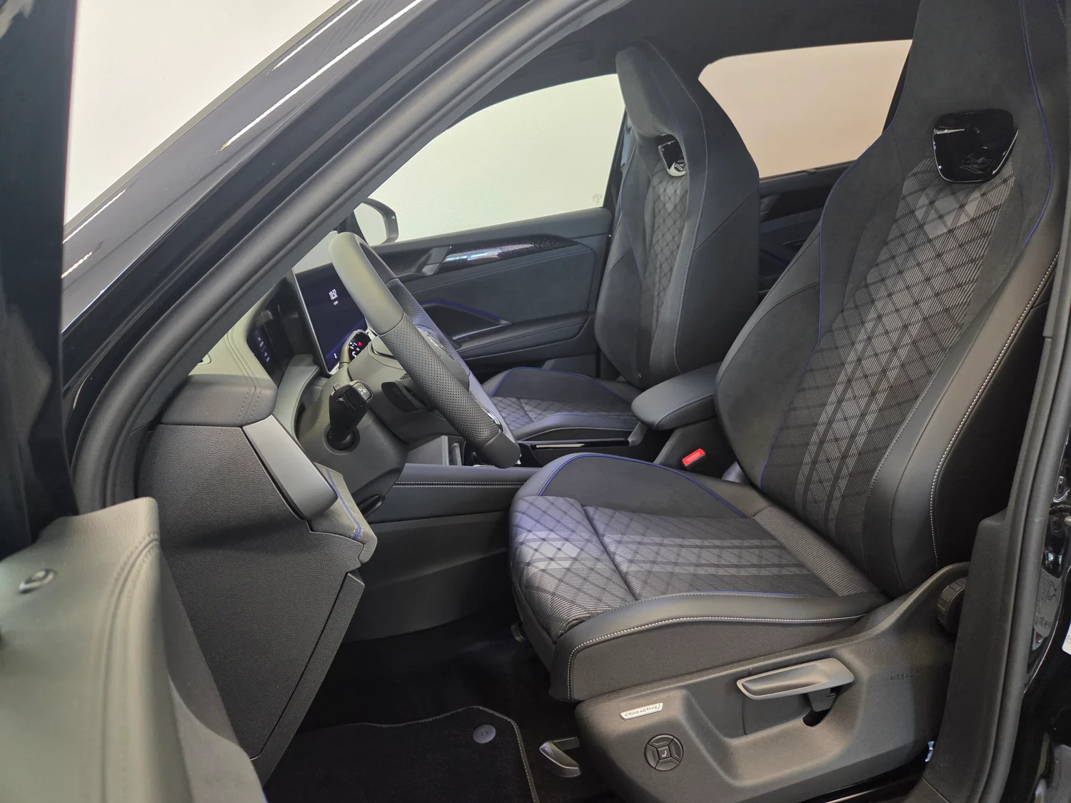 Bild eines Tayron Sport eHybrid DSG 150kW