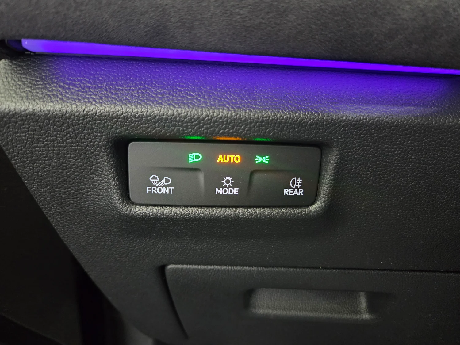 Bild eines Tayron Sport eHybrid DSG 150kW