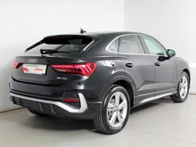 Audi Q3 Sportback 35 TDI S line exterieur in Mythosschwarz Metallic