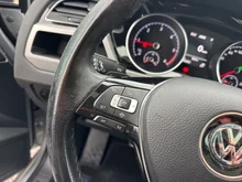 VW Touran Sky TDI SCR DSG 5-Sitzer in Reflexsilber Metallic
