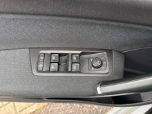 VW Touran Sky TDI SCR DSG 5-Sitzer in Reflexsilber Metallic