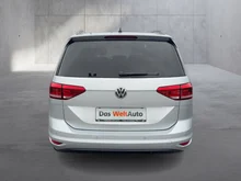 VW Touran Sky TDI SCR DSG 5-Sitzer in Reflexsilber Metallic