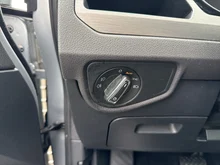 VW Touran Sky TDI SCR DSG 5-Sitzer in Reflexsilber Metallic