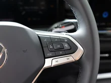 VW T-Roc Life eTSI DSG in Pure White