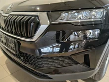 Škoda Karoq 4x4 Selection TDI DSG in Black-Magic Perleffekt
