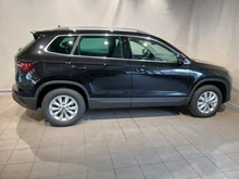 Škoda Karoq 4x4 Selection TDI DSG in Black-Magic Perleffekt