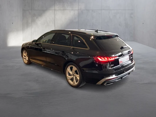 Bild eines Audi A4 Avant 30 TDI S line