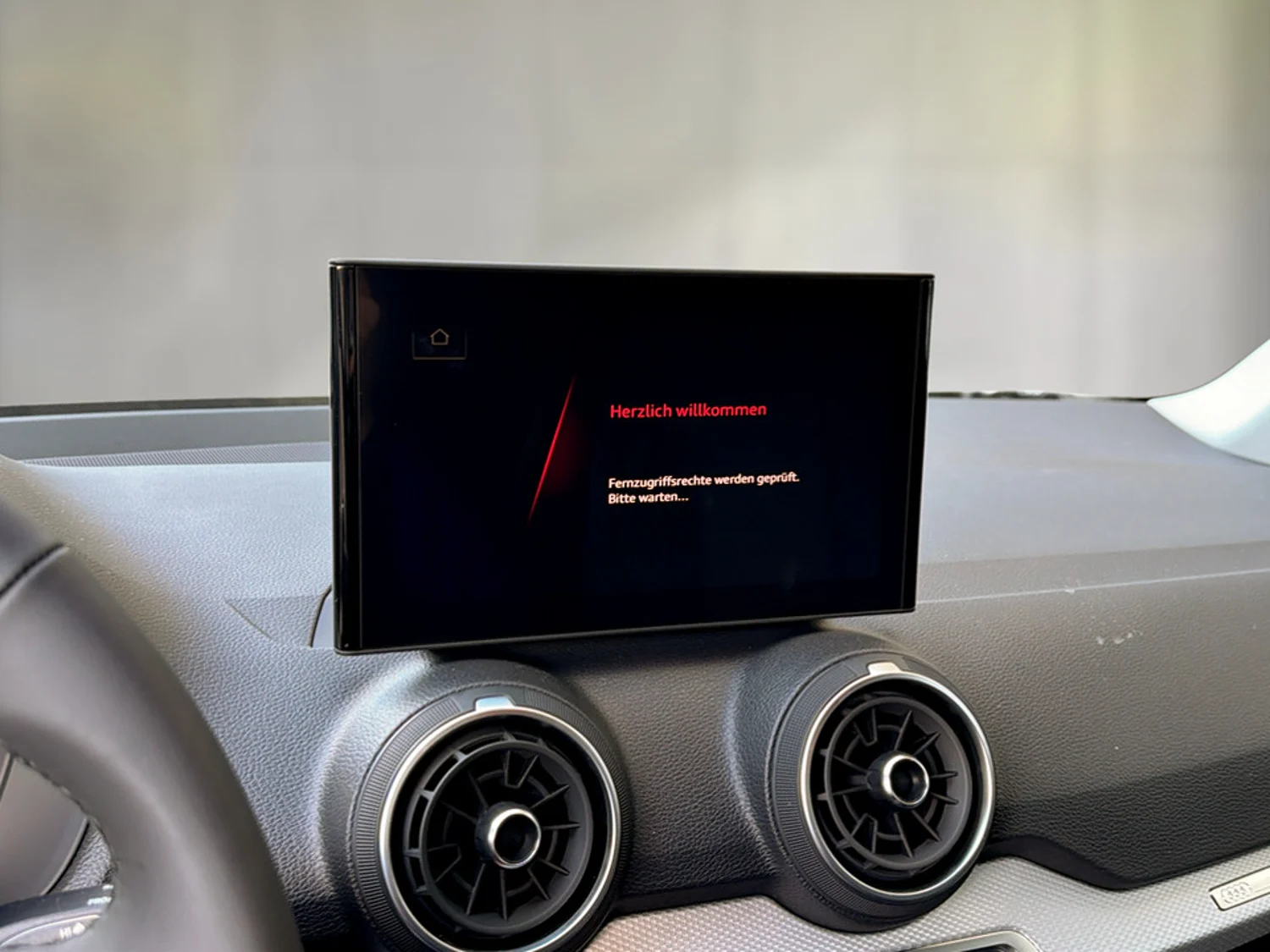 Bild eines Audi Q2 30 TFSI admired