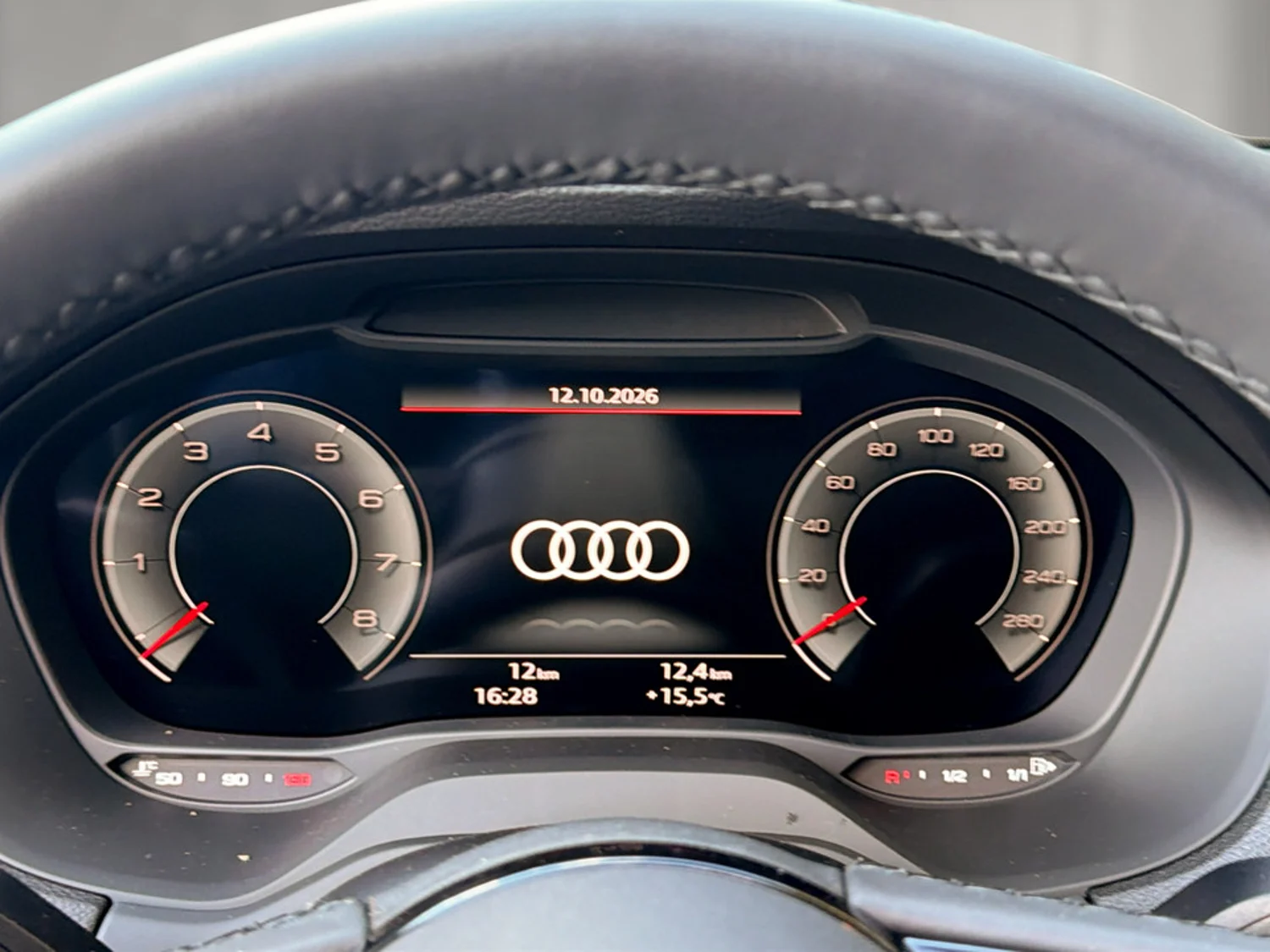 Bild eines Audi Q2 30 TFSI admired