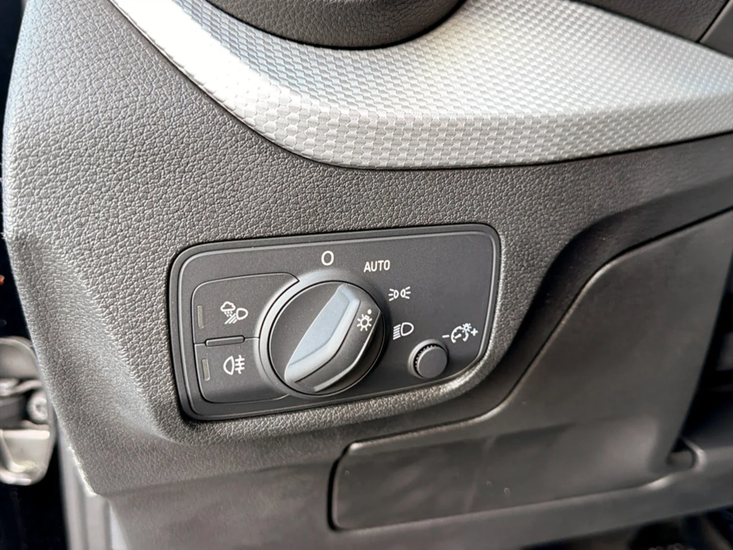Bild eines Audi Q2 30 TFSI admired